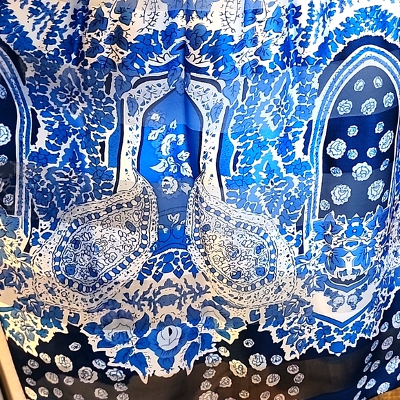 MAX EDITION DRESS - Picture 9 of 11